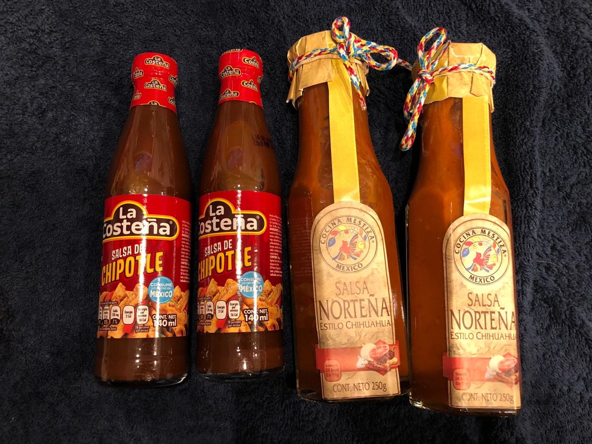 ラグニージャ・デ・アリメントス市場

この日曜市で買った戦利品！
ガラスの...