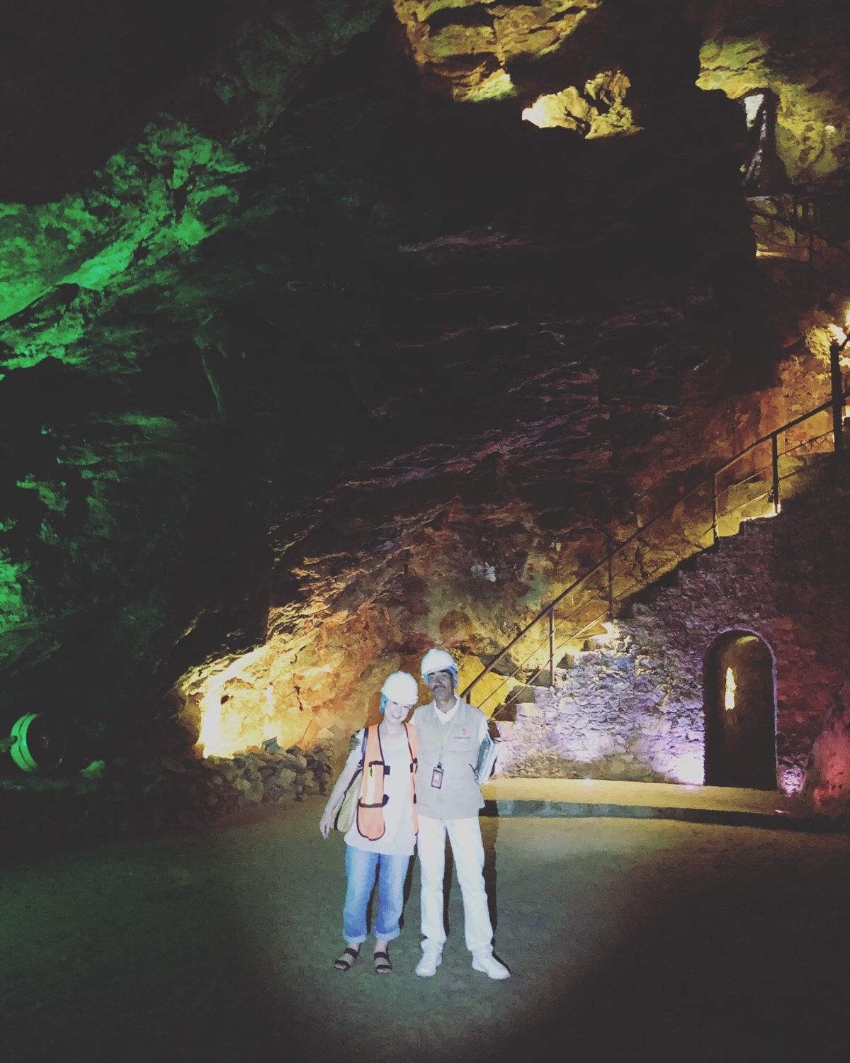 Mina Prehispánica de Taxco

鉱山の中を色々と案...