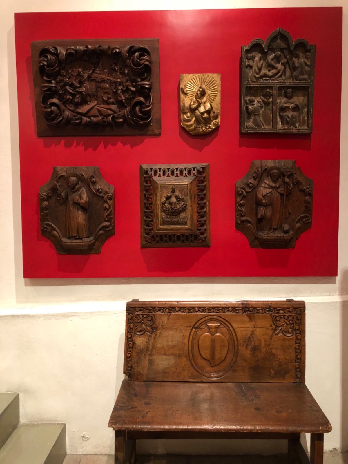 フランツ・マイヤー博物館

メキシコのインテリアってオシャレなイメージなか...