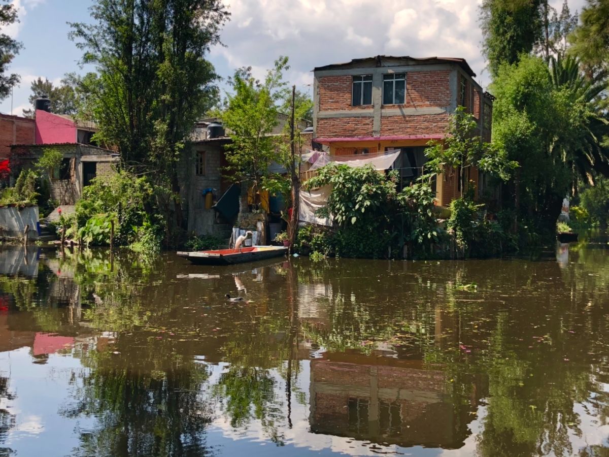 水上に音楽団までいてビックリ