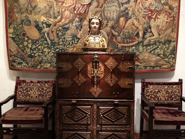 メキシコ・グアナファト「メキシコシティの周辺都市へ！！」の写真：フランツ・マイヤー博物館

細工が美しい...