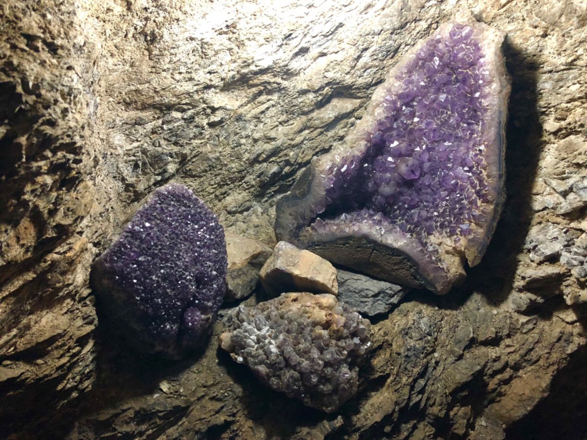 Mina Prehispánica de Taxco

鉱山の中の様子と
...