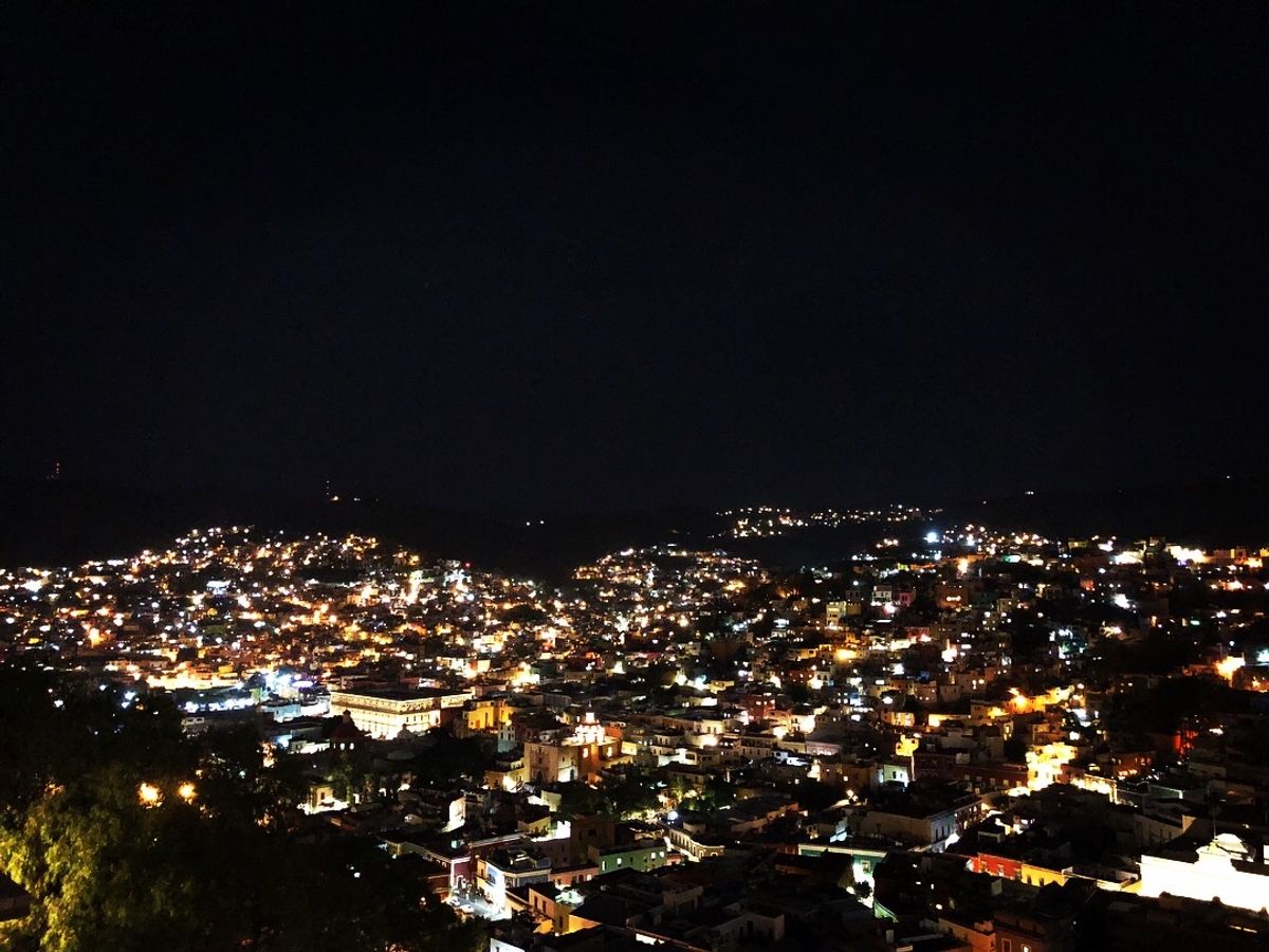 夜景が綺麗だとされるグアナファト
丘からの眺めはすごく綺麗だった！

ピピ...