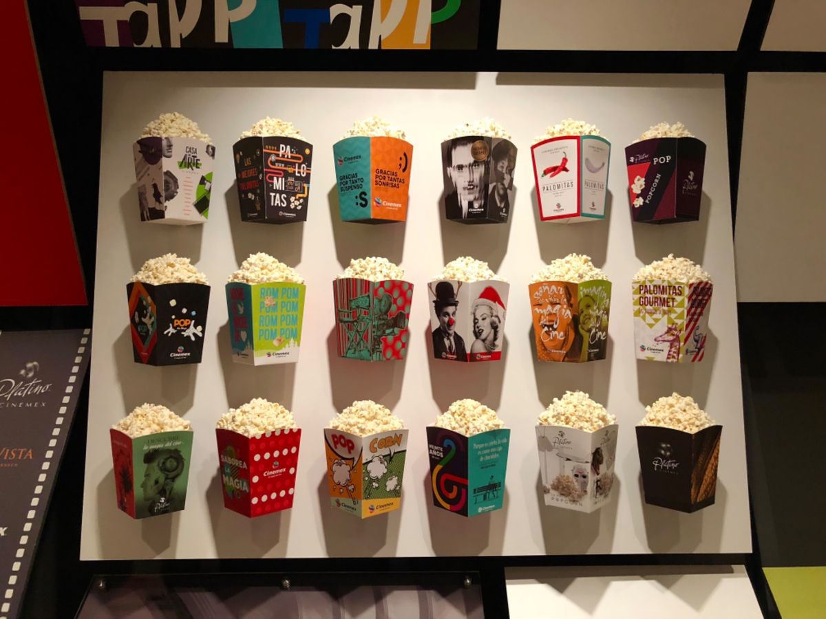 フランツ・マイヤー博物館

このコーナーは近未来みたいな展示でカッコよかっ...