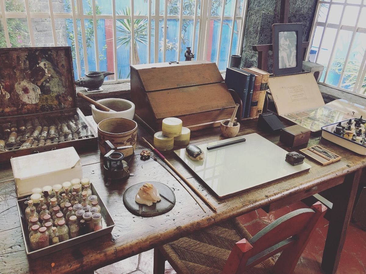 フリーダ・カーロ博物館

すごくオシャレな家だった！
メキシコのキッチンっ...