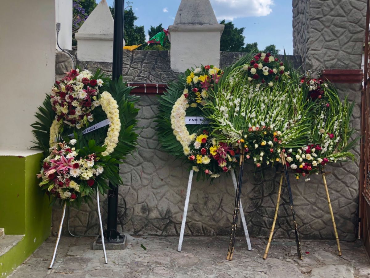 ミトラの教会の様子