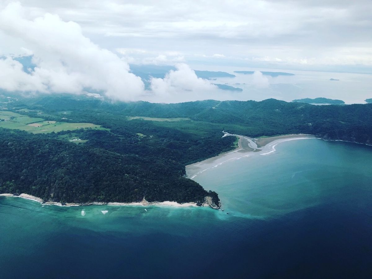 タンボール空港 Tambor Airport

コルコバードのドライク・ベ...