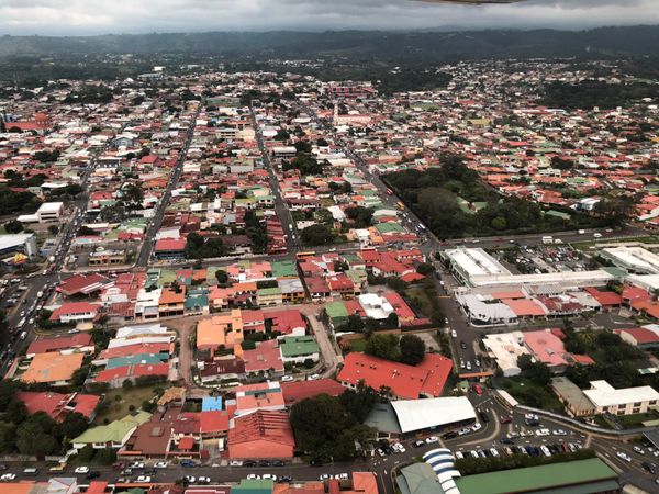 コスタリカ・カルタゴ「動物昆虫自然の宝庫コスタリカ！！」の写真：西部から直接北部に飛んだと書いたけど、
...