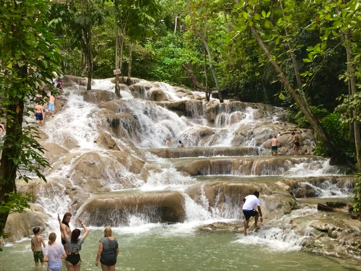 ダンズ・リバー・フォールズ & パーク

なんか写真フォルダ内の並びがぐち...
