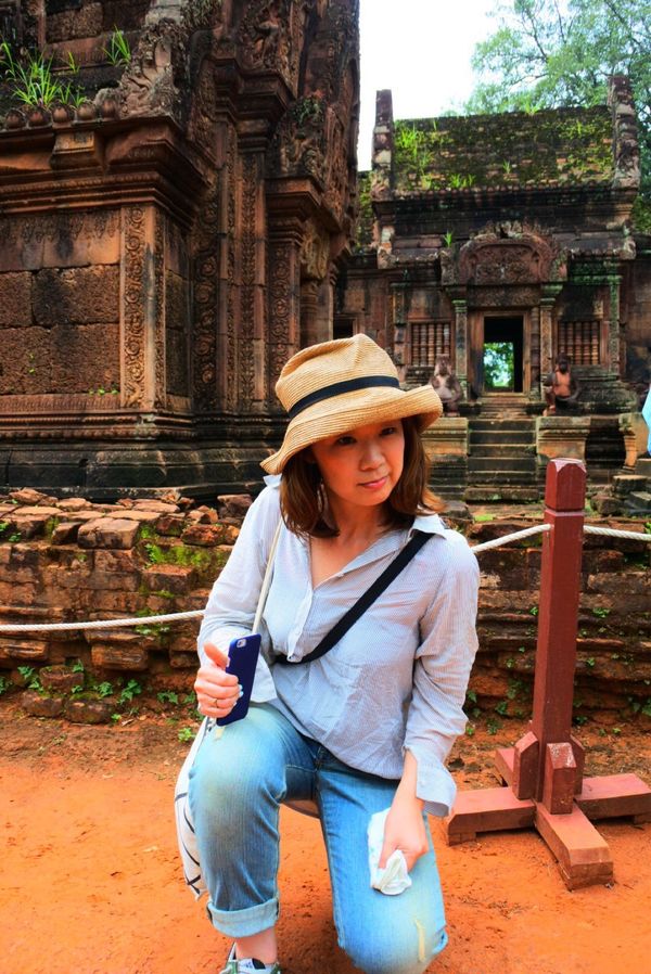 カンボジア・シェムリアップ「遺跡に圧倒された旅」の写真：Tさんが撮ってくれた写真

アホっぽくて...