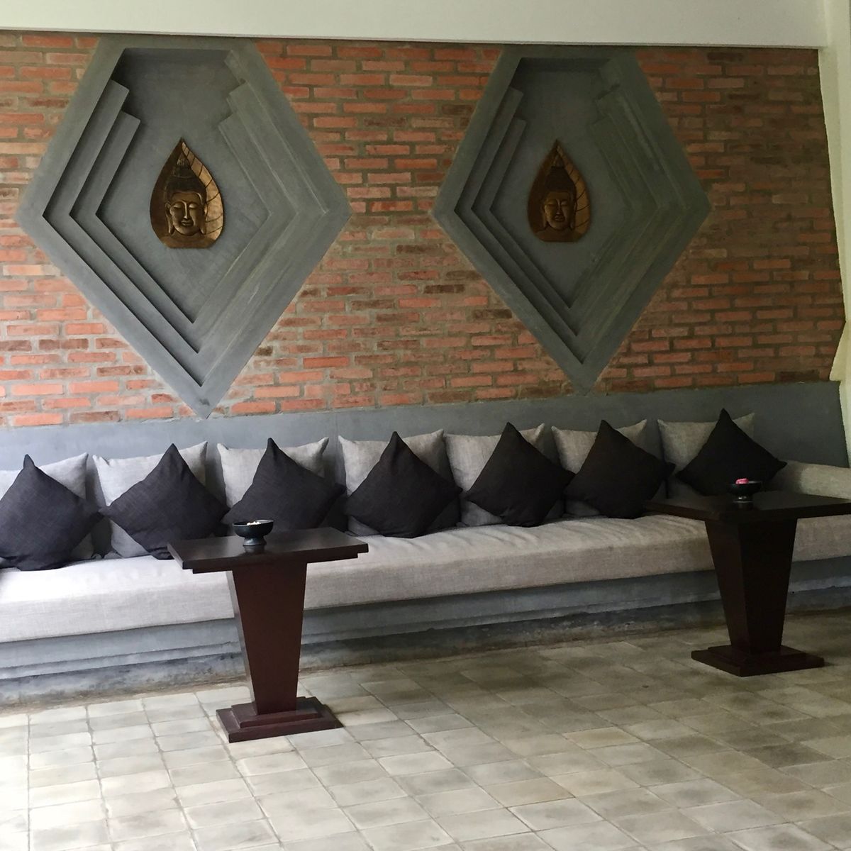 セントラル スイート レジデンス Central Suite Reside...