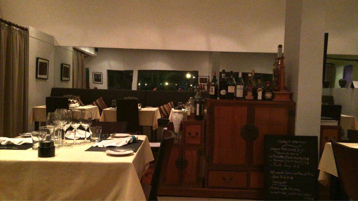 アバカスというフレンチレストラン

なかなか高級なお値段だったけど
その分...