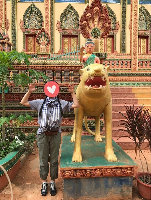 カンボジア・シェムリアップ「遺跡に圧倒された旅」の写真：Tさん、めちゃくちゃいい顔で写ってるから...