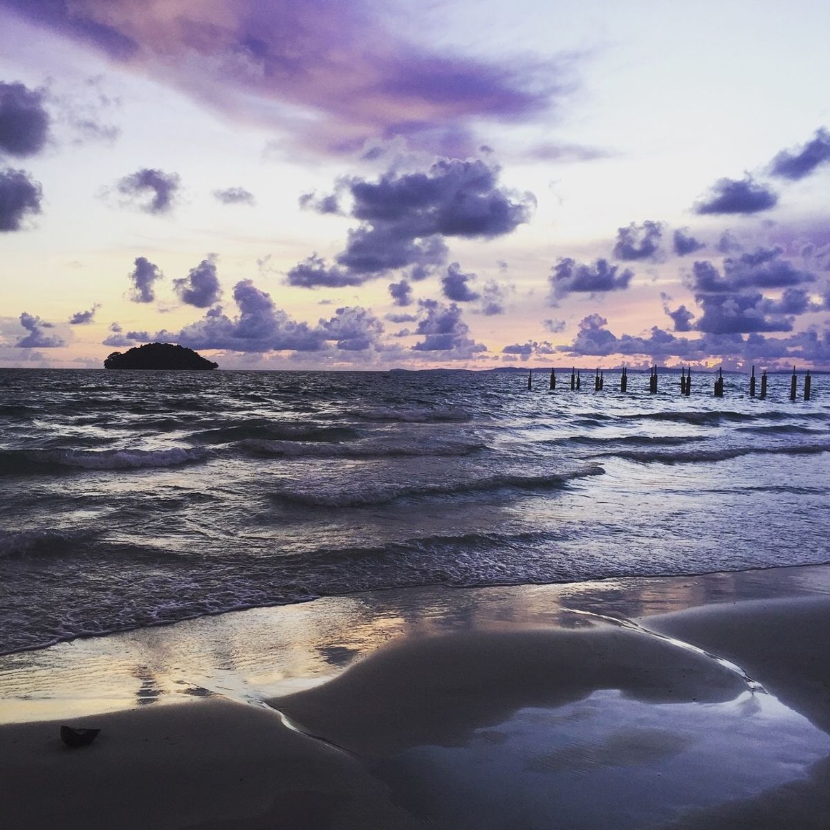 ホワイト ブティックホテル ＆ レジデンス អូតែលសរ

また別の日の...