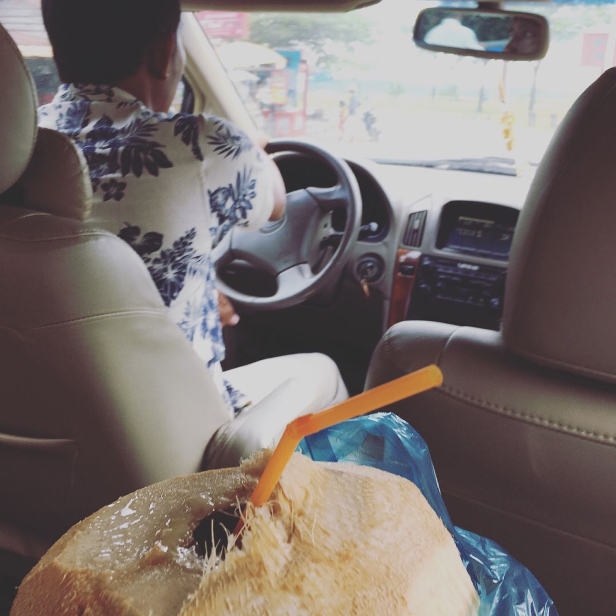 友人と合流する3〜4日前にカンボジアへ前入り
一人でカンボジアのリゾート、...