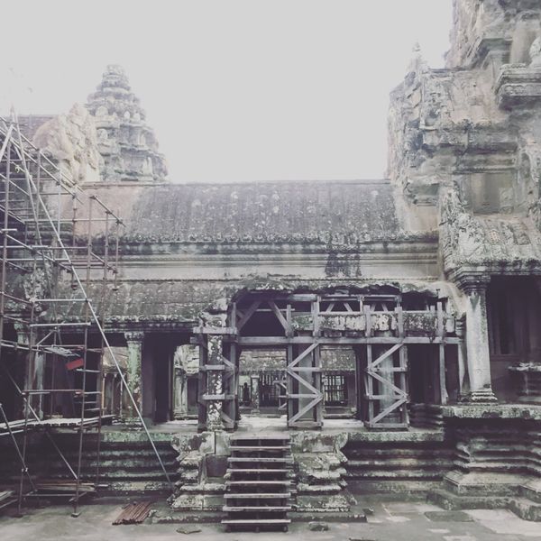 カンボジア・シェムリアップ「遺跡に圧倒された旅」の写真：アンコール・ワット

人が写り込まず撮影...