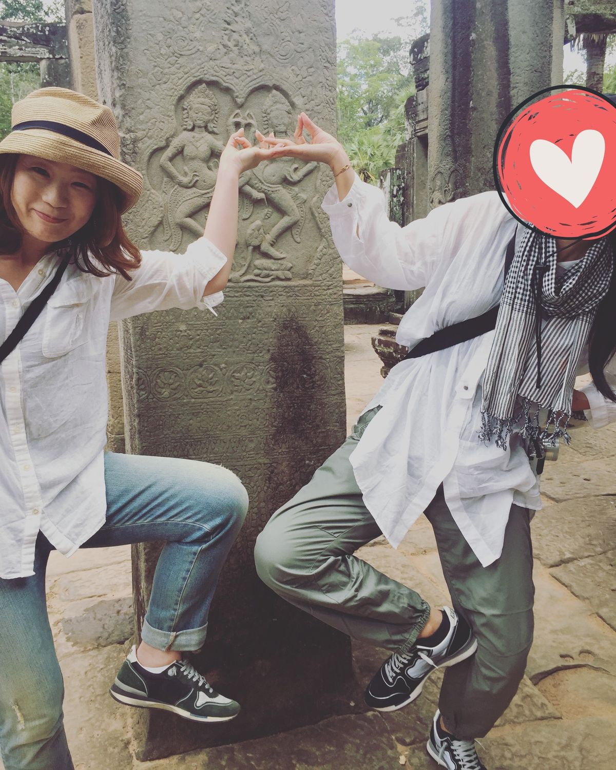 アンコールトム

テンション上がって
おちゃらけ写真ばっかり撮ってたら
ガ...
