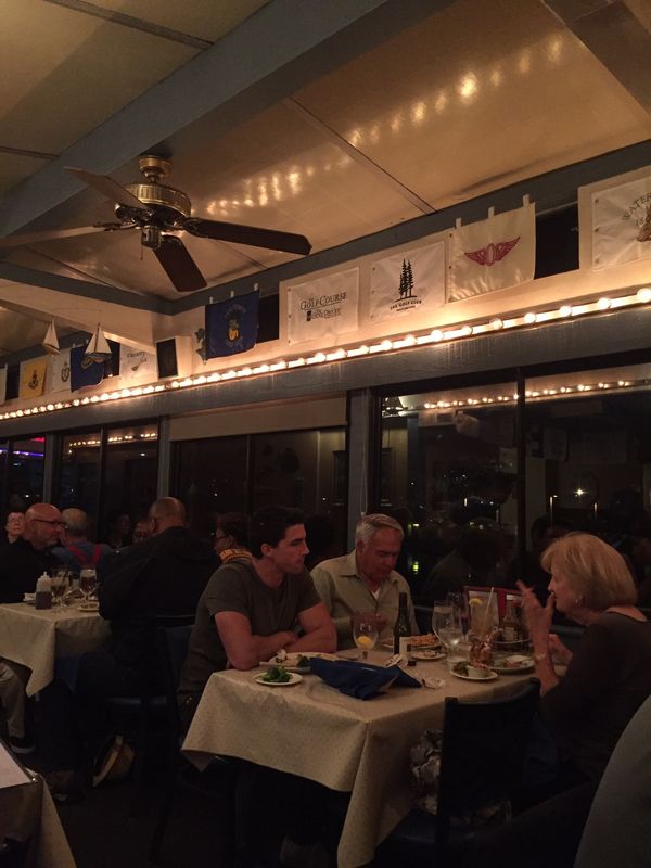 アメリカ(米国)・サンフランシスコ「海外初ドライブの旅！」の写真：Sandbar &amp; Grill

予約を...