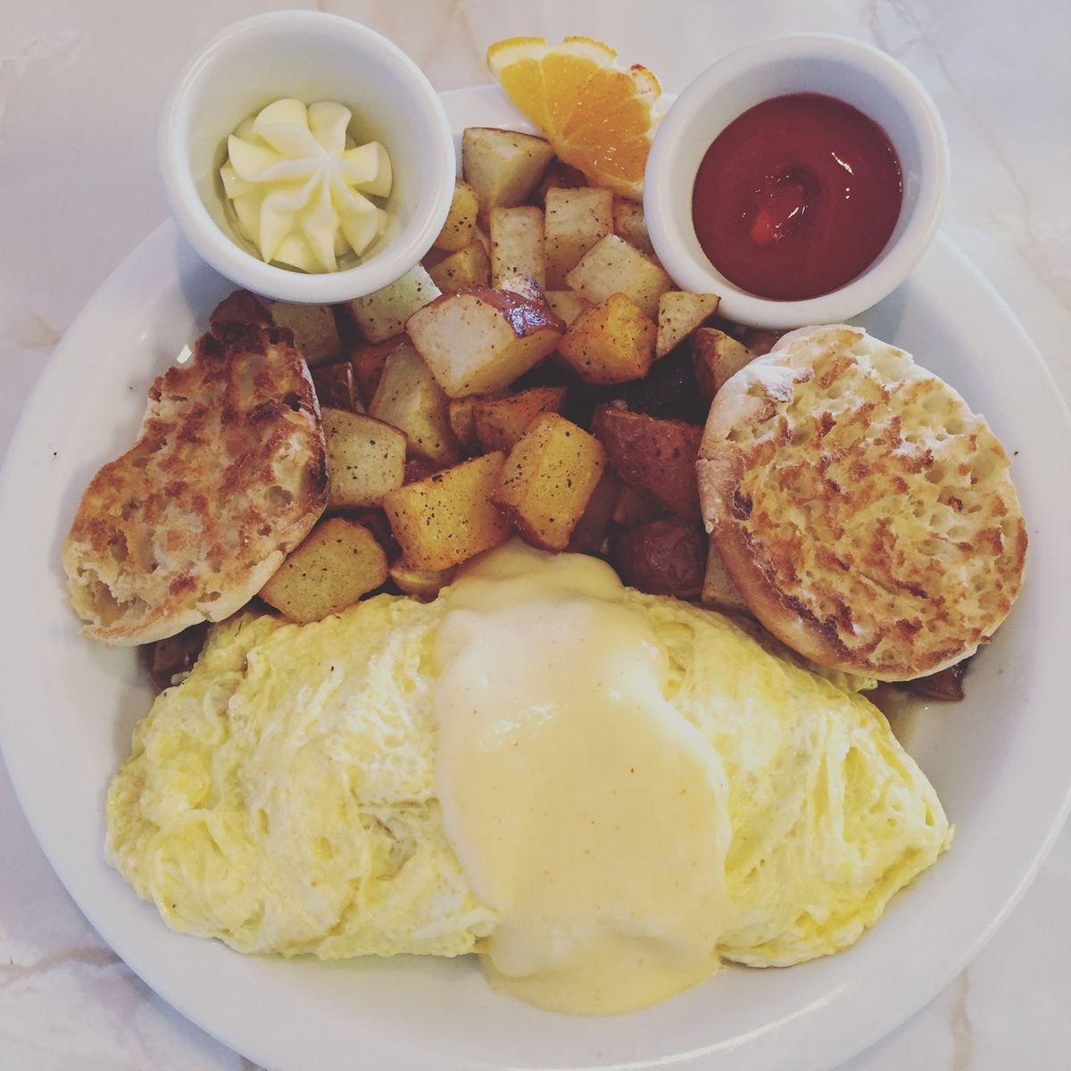 Tico's Breakfast & Lunch

マリーナでは結構有名な...