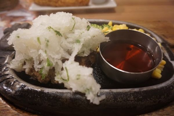 日本・和歌山県「アドベンチャーワールド🐼🐧」の写真：夜ご飯は何も考えていなかったので
主人...