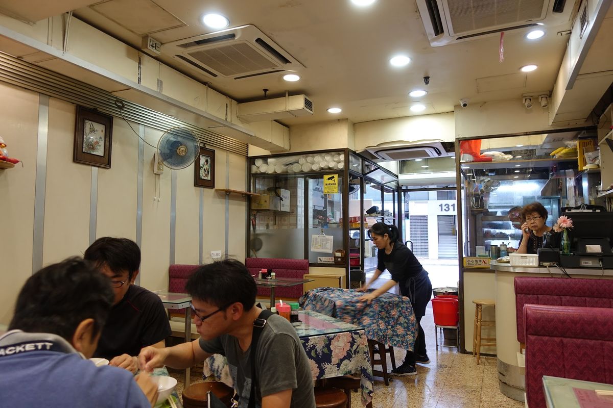 羅富記粥麺専家（中環）でお粥で朝ごはん