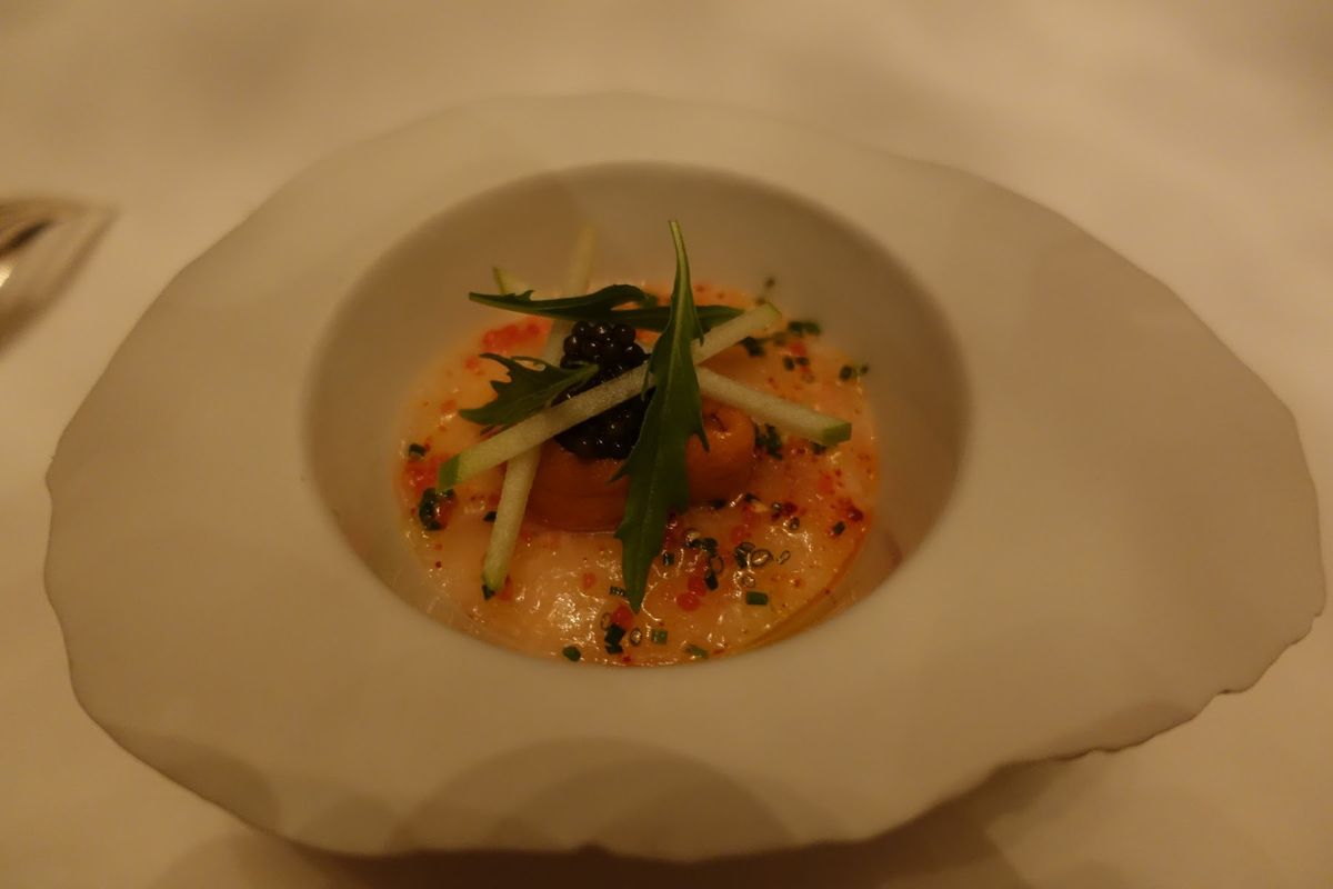 2日目の夜はこちらも香港島リッツカールトンにある「アンバー（amber）」...