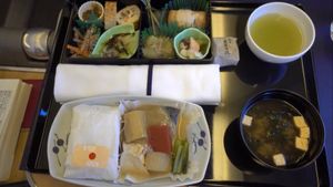 友達のS君と香港美食の旅へ
飛行機は違うので現地待ち合わせ！

ANA系の...