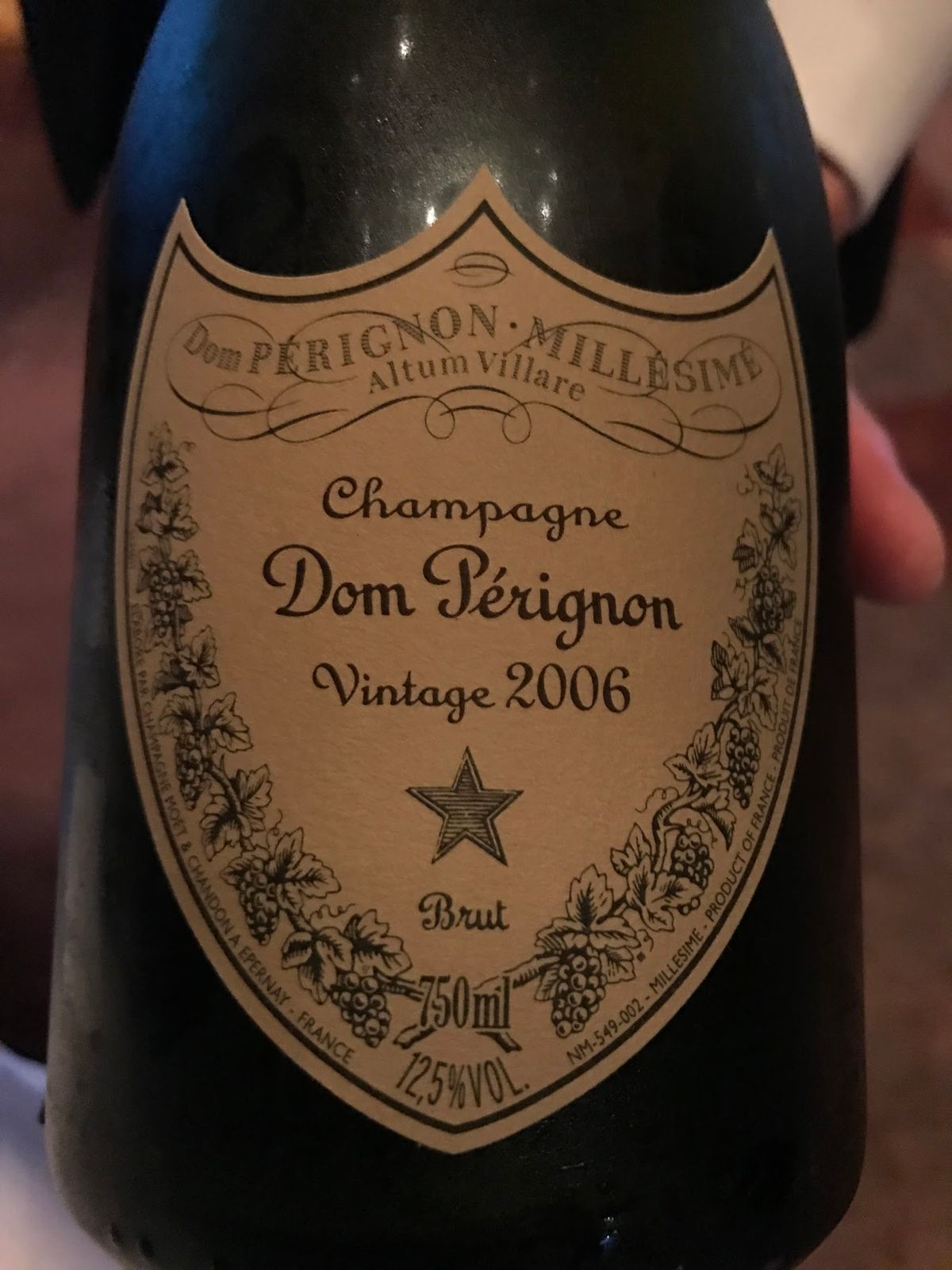 2日目の夜はこちらも香港島リッツカールトンにある「アンバー（amber）」...