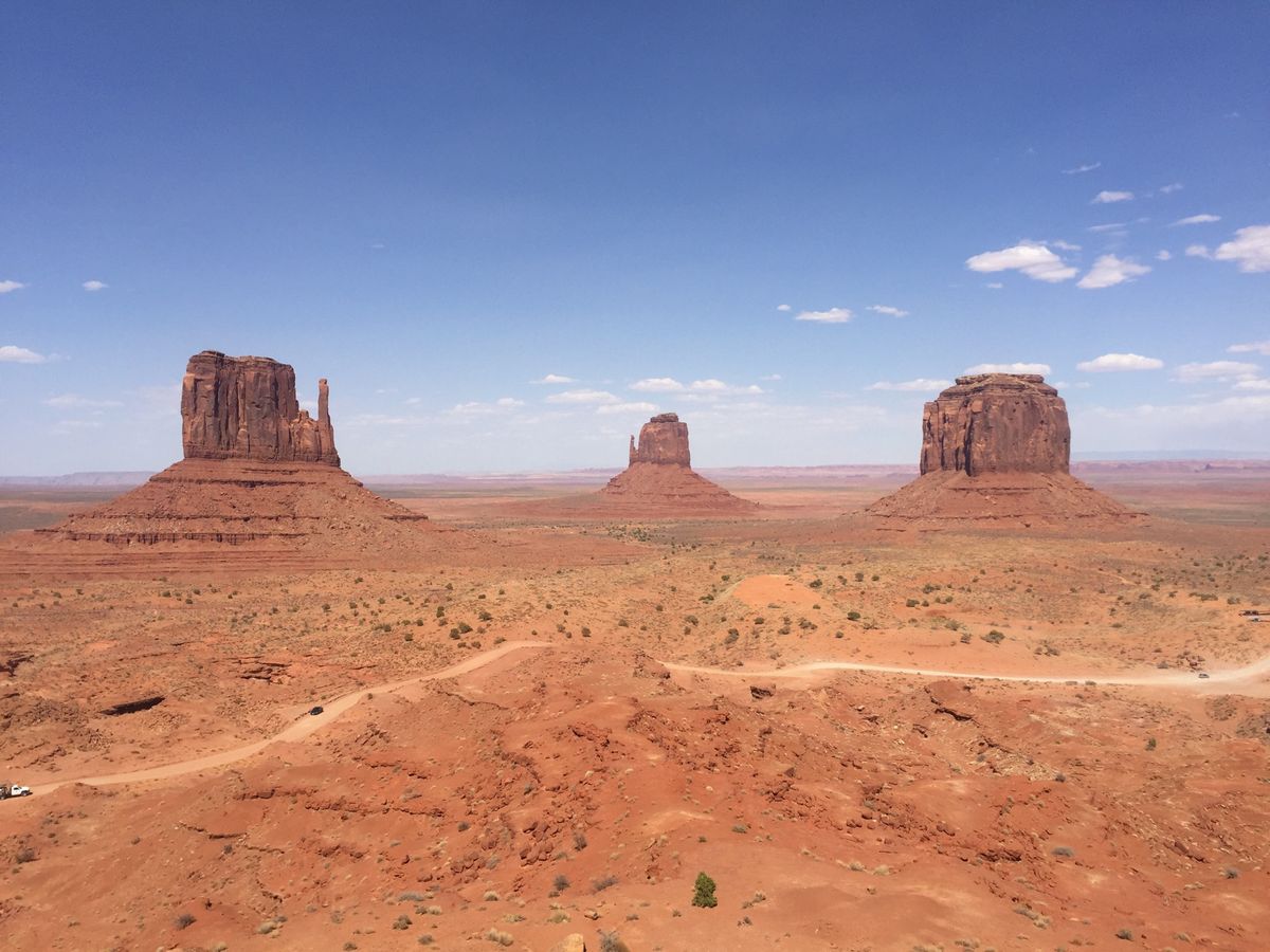 モニュメントバレー。ナバホ族の聖地。