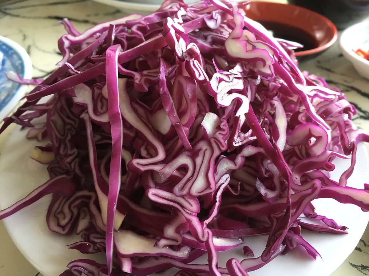 チャウドックのサム山のホテルからバイクで町まで下りて川沿いで食事。
ベトナ...