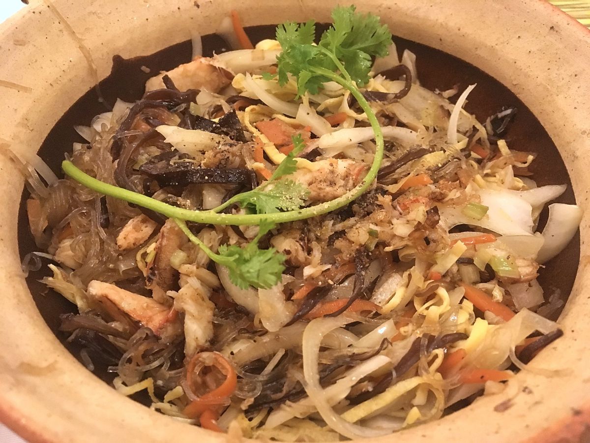 好みだった食べ物
パン(目玉焼き入り) bánh mi trứng chi...