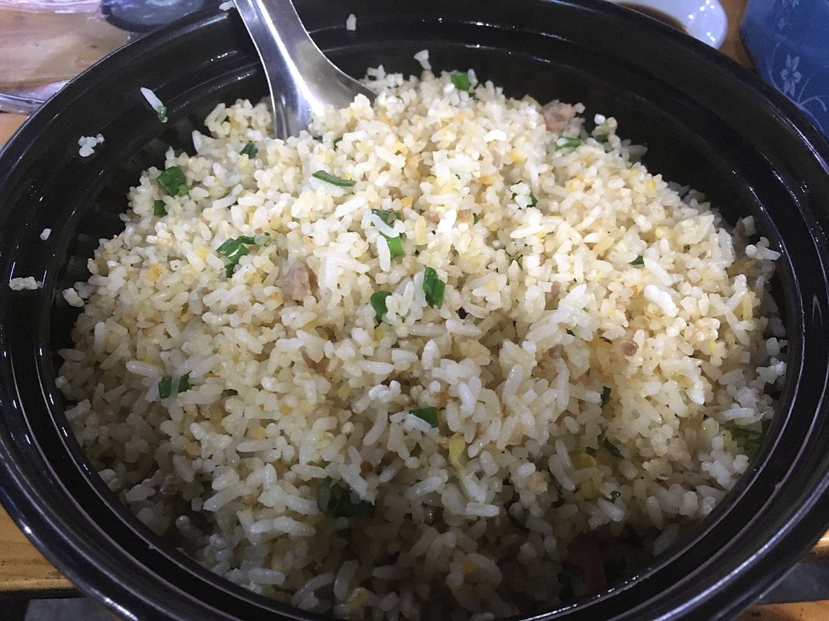好みだった食べ物
パン(目玉焼き入り) bánh mi trứng chi...