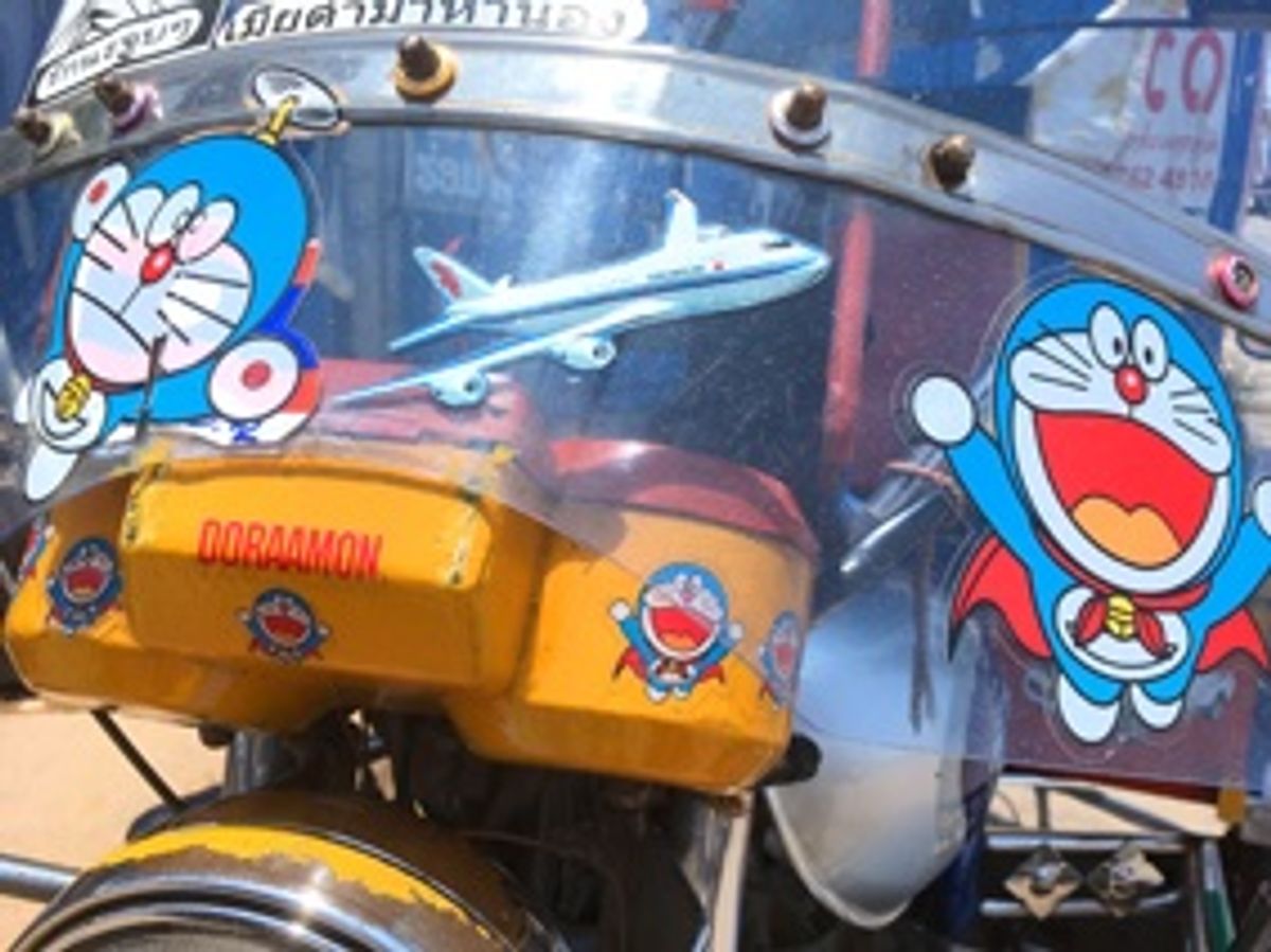 ビエンチャンを散歩。官庁街ではない方に行くとわりと好みの街だったと、3回目...