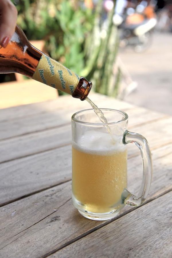 ラオス人民民主共和国・ルアンパバーン「ラオス」の写真：ビエンチャン。
昼ビアラオに、美味かった...