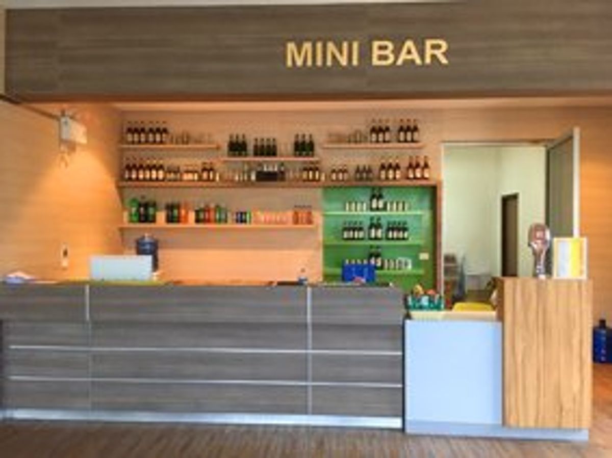 ビアラオ本社。
中にはミュージアム、ショップ、ミニバーが。
ショップには魅...