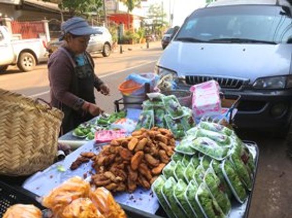 ラオス人民民主共和国・ルアンパバーン「ラオス」の写真：ビエンチャン、日本でしか食べたことがなか...
