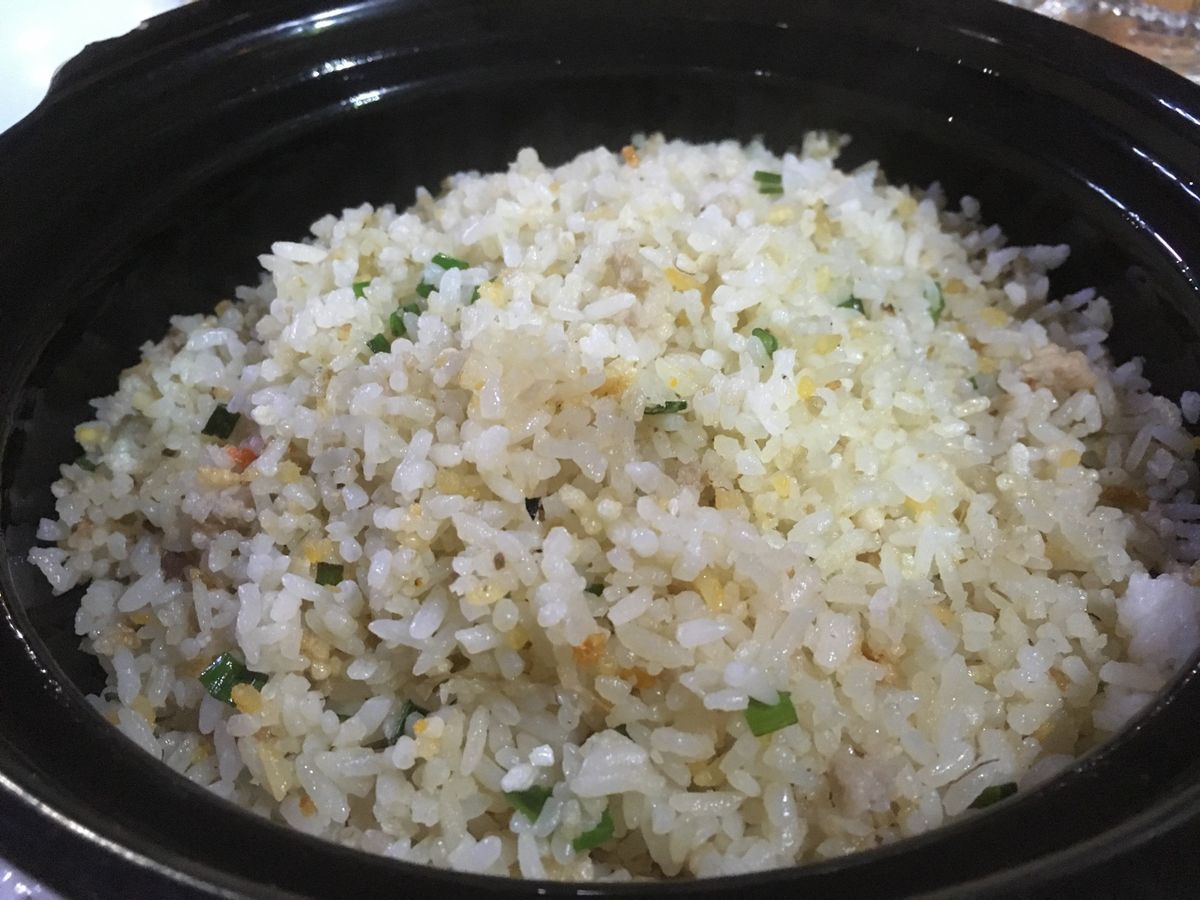 南部の美味しい食べ物
ベニイモのスープ(canh khoai mỡ)ご飯に...