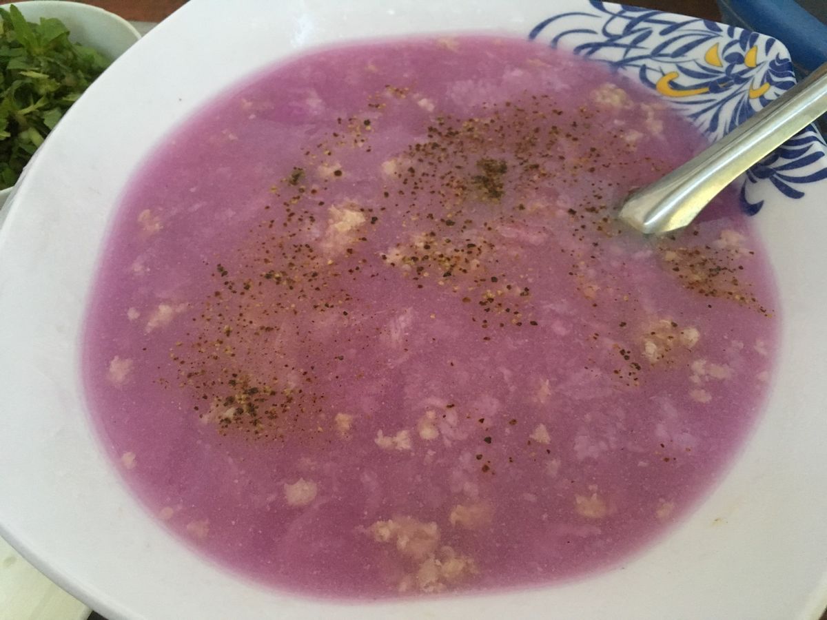 南部の美味しい食べ物
ベニイモのスープ(canh khoai mỡ)ご飯に...