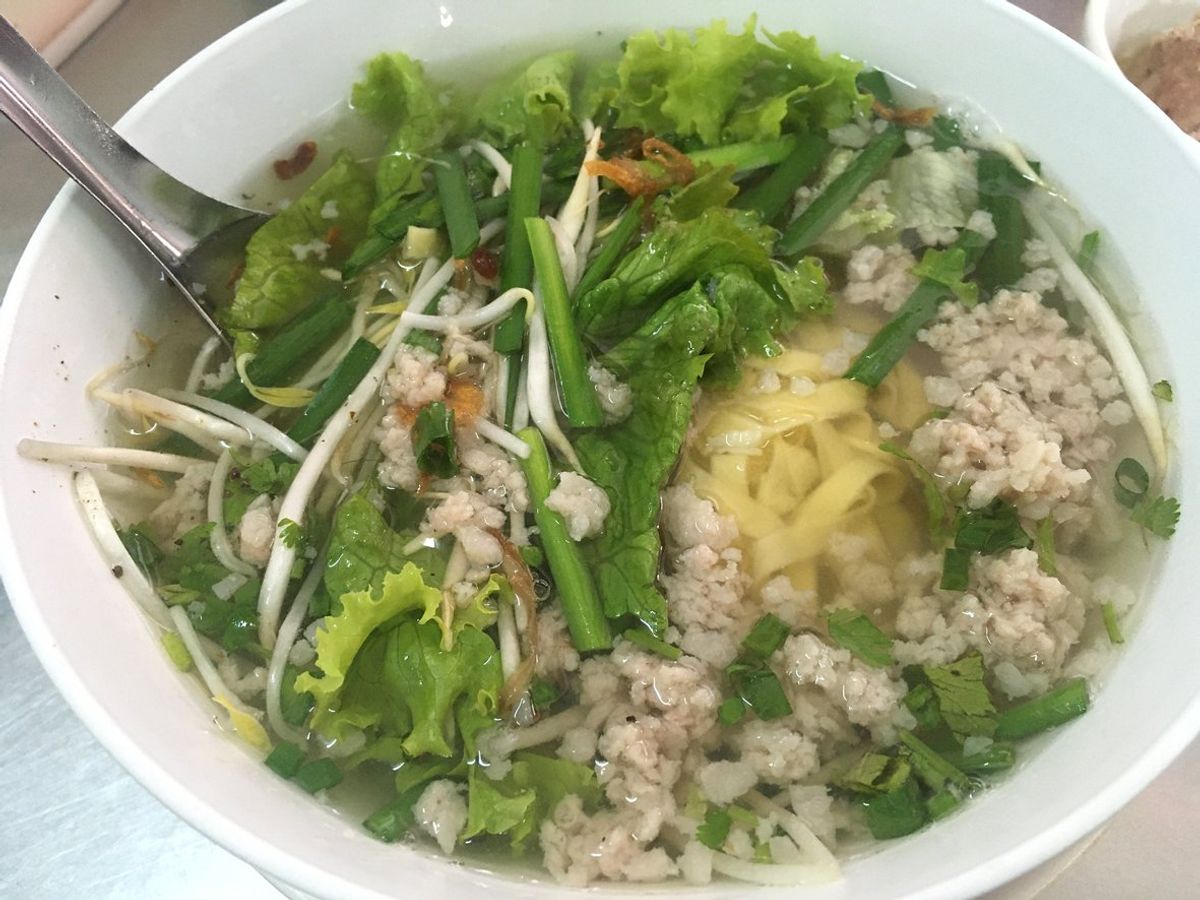 本土に戻り、メコン川のうちの一本(sông cổ chiên)にかかる橋(...