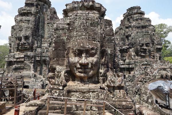 カンボジア・シェムリアップ「カンボジア アンコールワットとタイ国境への旅」の写真：カンボジア2日目は遺跡巡り。

最初はア...