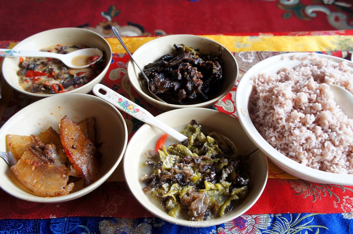 トンサ・ゾンとその近辺。