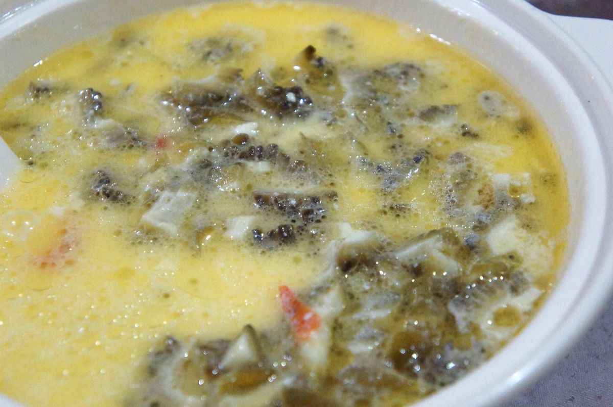 蕎麦のお料理が完成。フライパンで炒めた蕎麦炒めです。
流石ブータン、こちら...