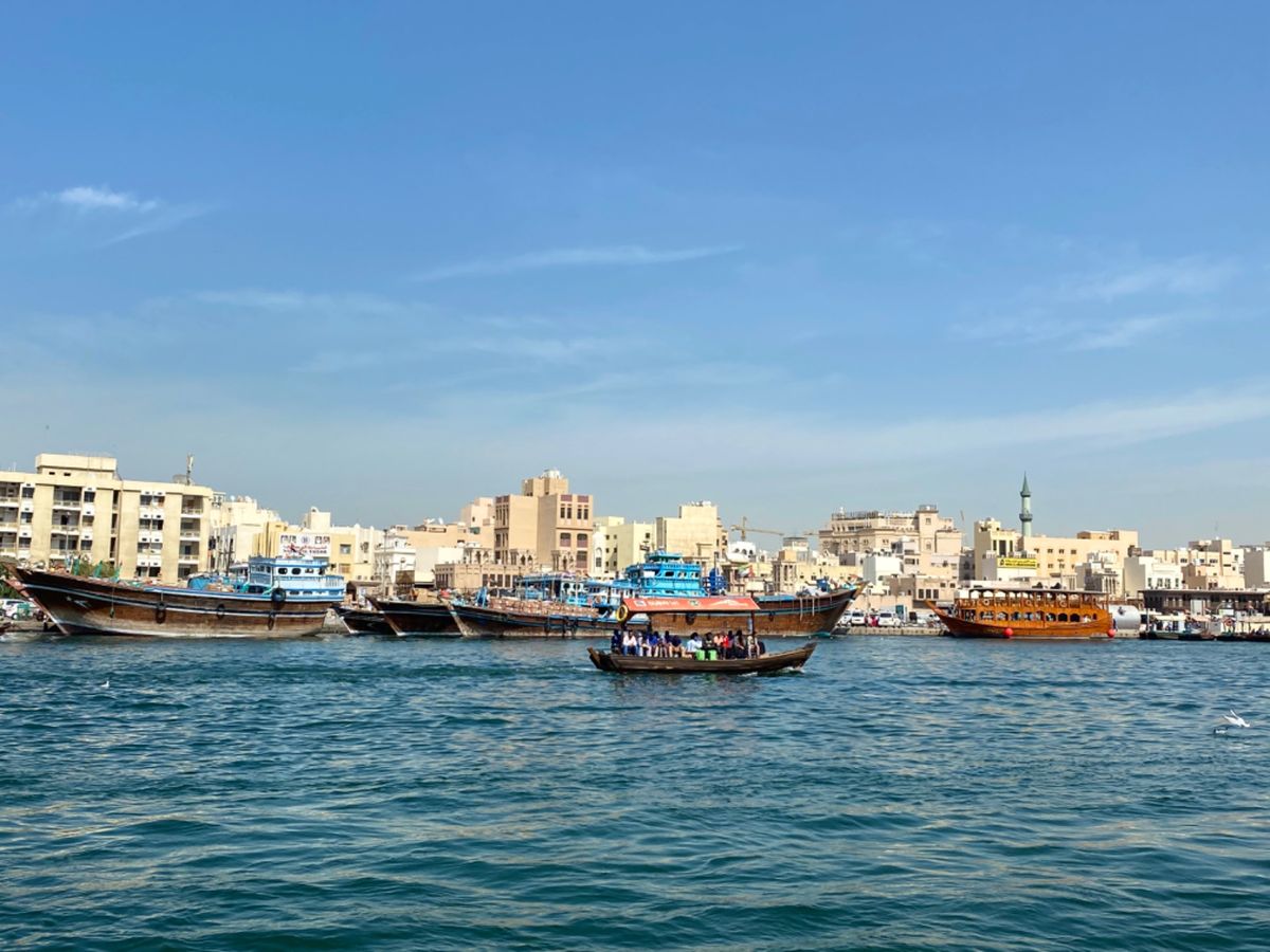 ペルシャ湾につながる河口のところ
ボートがいっぱい！
ドバイ中心街とはずい...