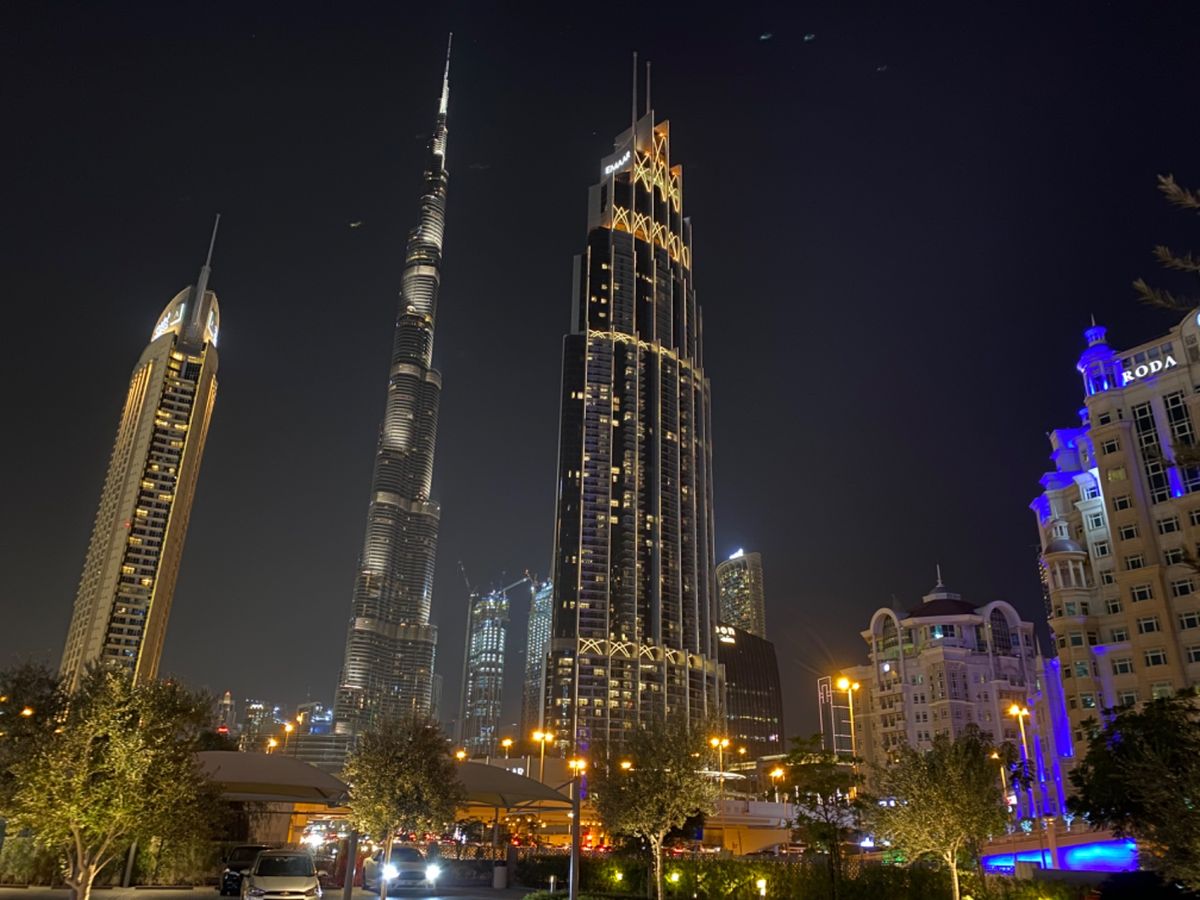 ホテルからの夜景
写真の撮り甲斐のあるイルミネーションが
あちらこちらに🌃