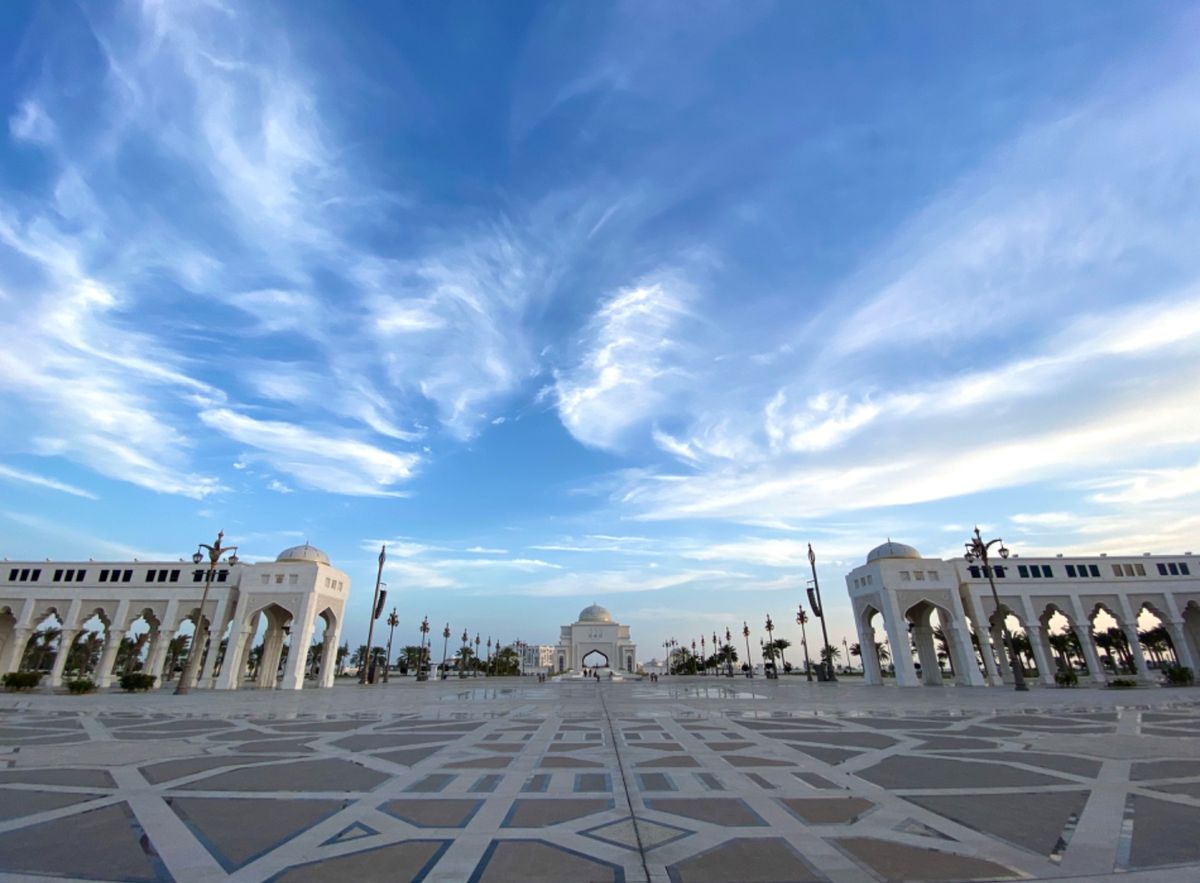 UAE Presidential Palace 

ここは割と最近見学でき...