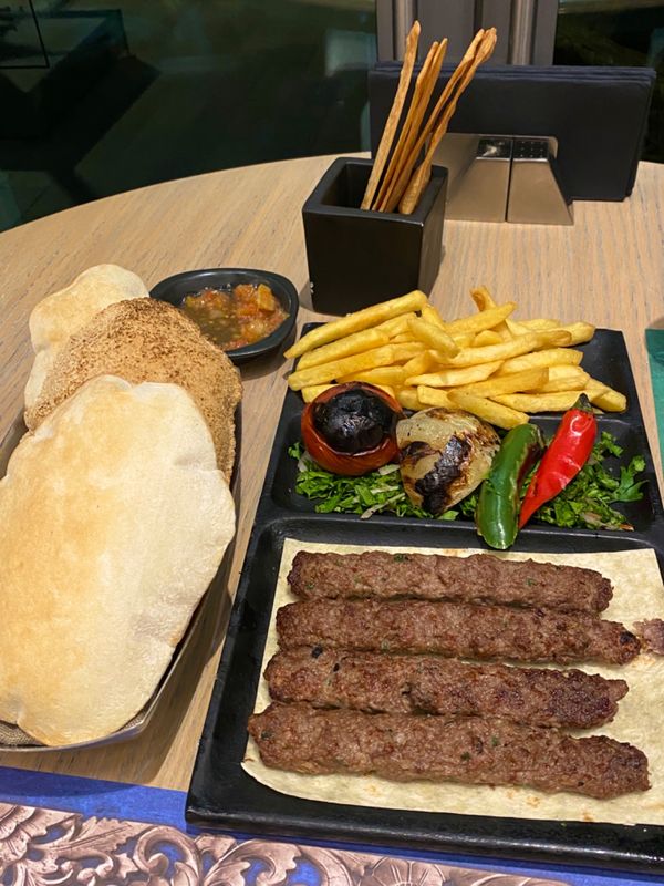 バーレーン・マナマ「1日弾丸バーレーン旅行」の写真：バーレーンでの夕食はBebabelという...