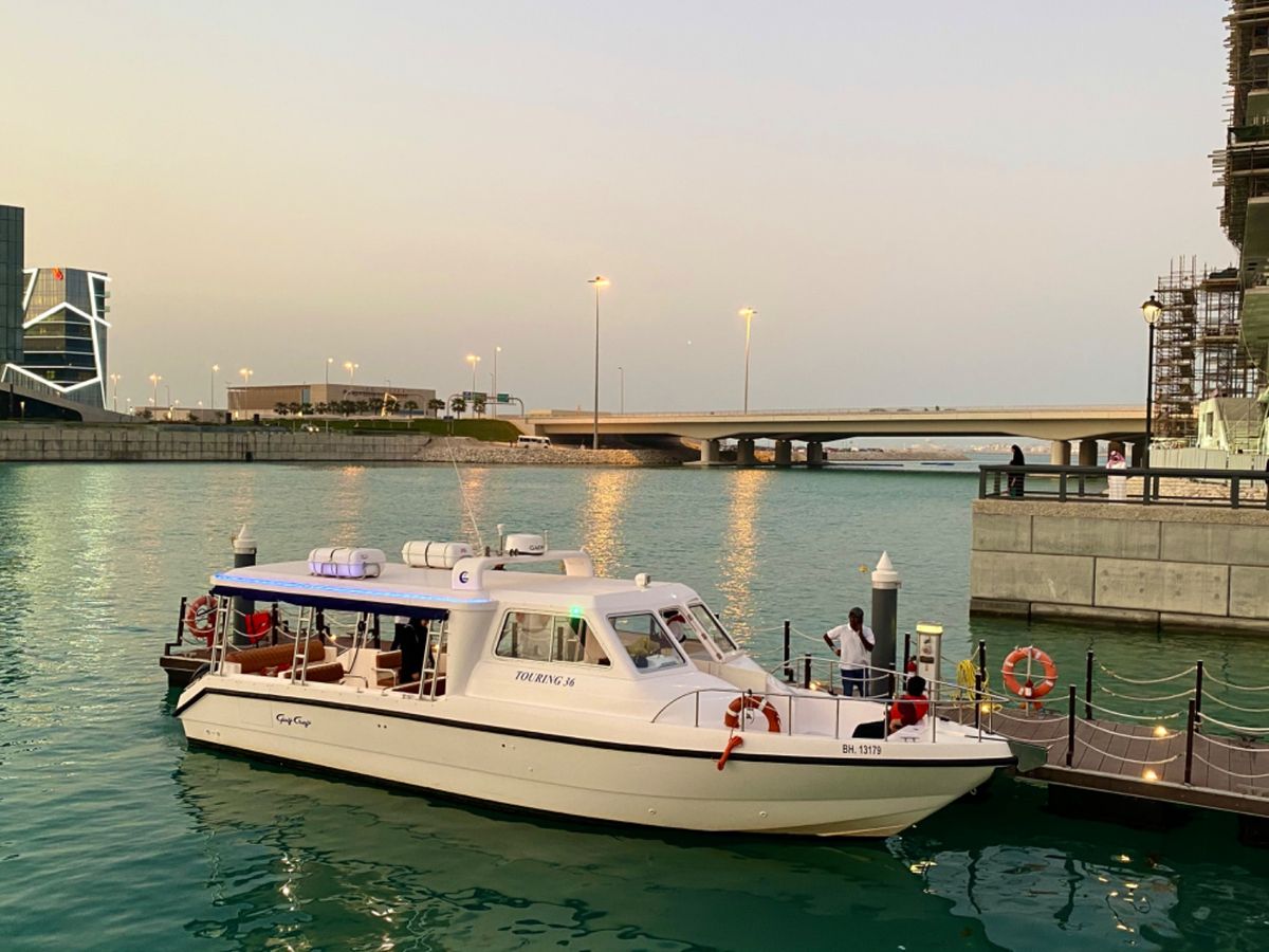 バーレーン要塞からTheAvenuesというショッピングモールへ　　

こ...