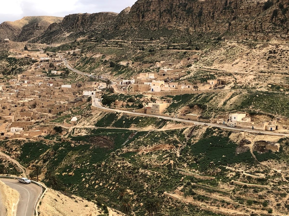 ジェルバからクサールギレンの日帰り旅行