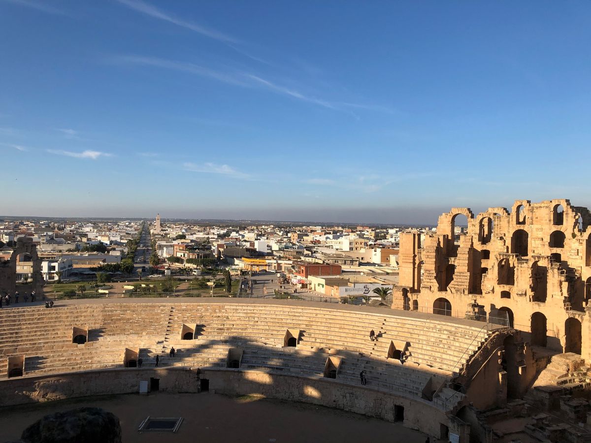 チュニスから日帰りで、ケイロアンとエルジェムへ