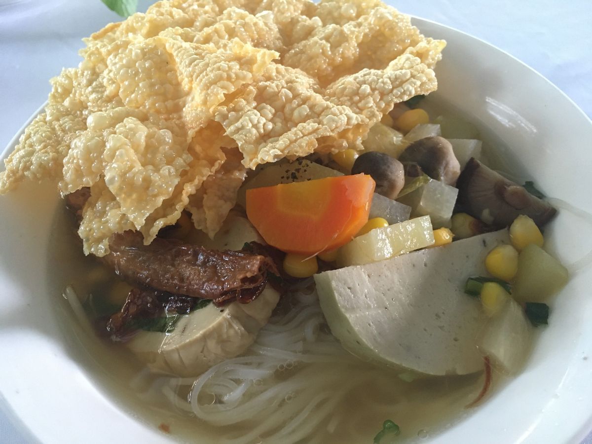 テトのお寺、人の家のテトのお菓子、旧暦1日と15日は敬虔な仏教徒は菜食なの...